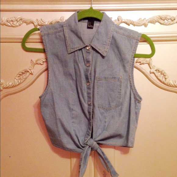 ❌Traded❌Forever 21 Crop Knot Top