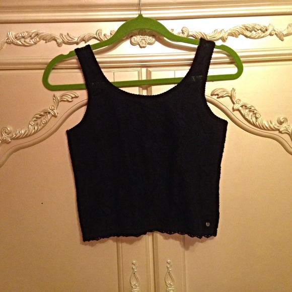 ❌Traded❌Abercrombie floral lace crop top