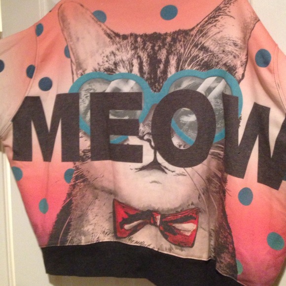 Sweater - Picture 3 of 3
