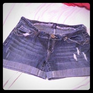 Amethyst denim shorts