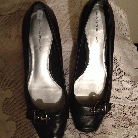 💢💢💢SOLD in bundle!!! Bandolino flats sz 7