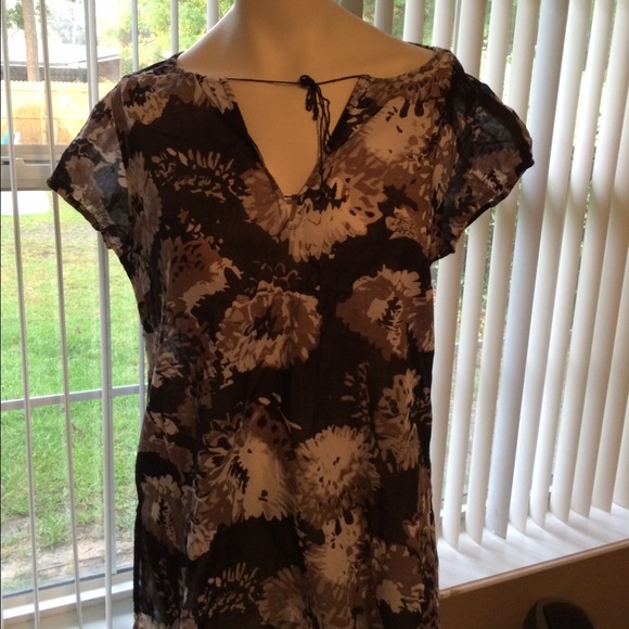 Calvin Klein XL very light summer top