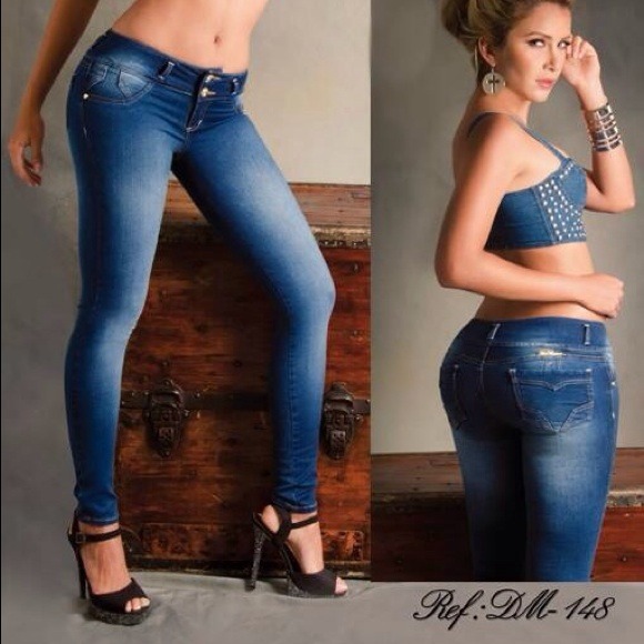 Lift Butt Jeans 111