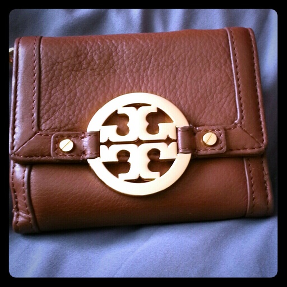 Tory Burch brown wallet
