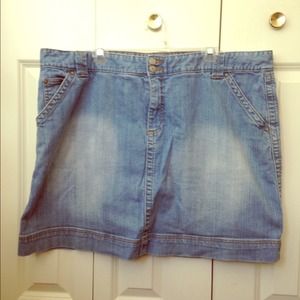 Distressed light wash jean skirt
