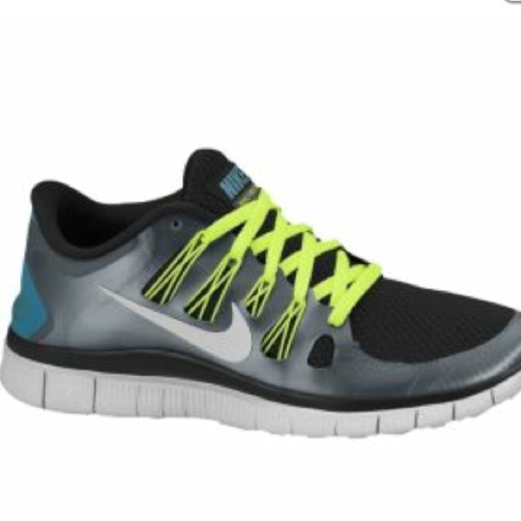 New Nike Free Runs 5.0