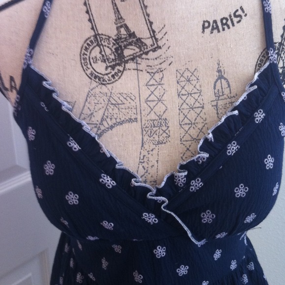 🚫SOLD🚫Summer/Spring Dress - Picture 3 of 3