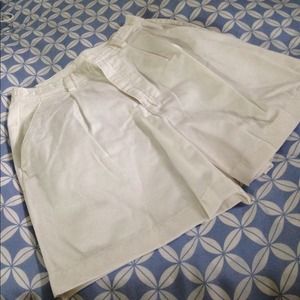 White shorts 8 p