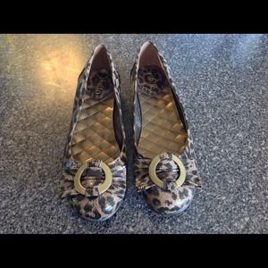 Never Worn Rialto Flats