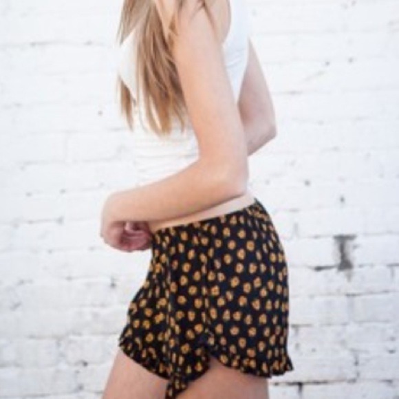 Brandy Melville Accessories - Brandy melville floral vodis