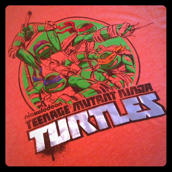 NEW!! Never worn Ninja Turtles Collectabiltees!