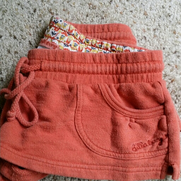 Billabong Shorts