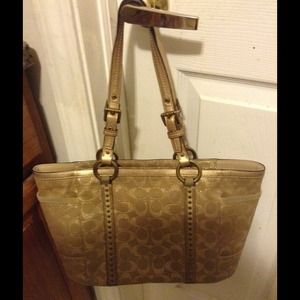 NoT for sale.I WANT TO TRADE THIS. RESERVED