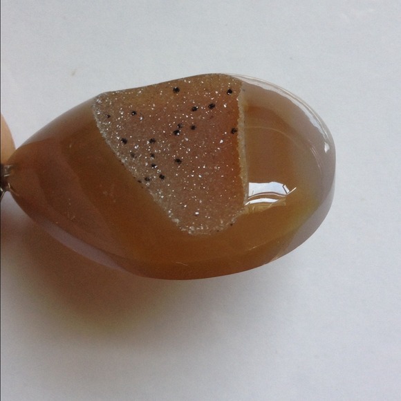 Genuine agate drusy pendant. Pear shape. - Picture 2 of 3