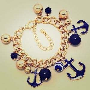 🚫SOLD🚫🎀🎀Gold Anchor Bracelet🎀🎀