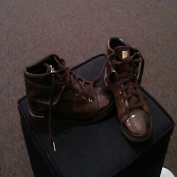 (SOLD) Michael Kors high top brown sneakers