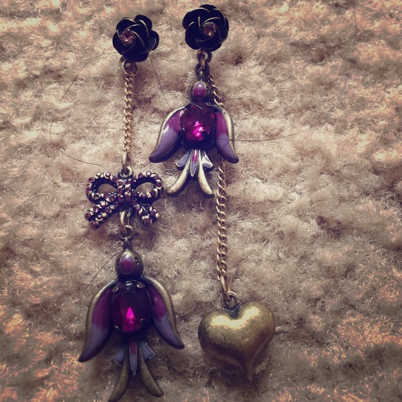 Betsey Johnson Jewelry - Vintage Betsey Johnson bird earrings SOLD