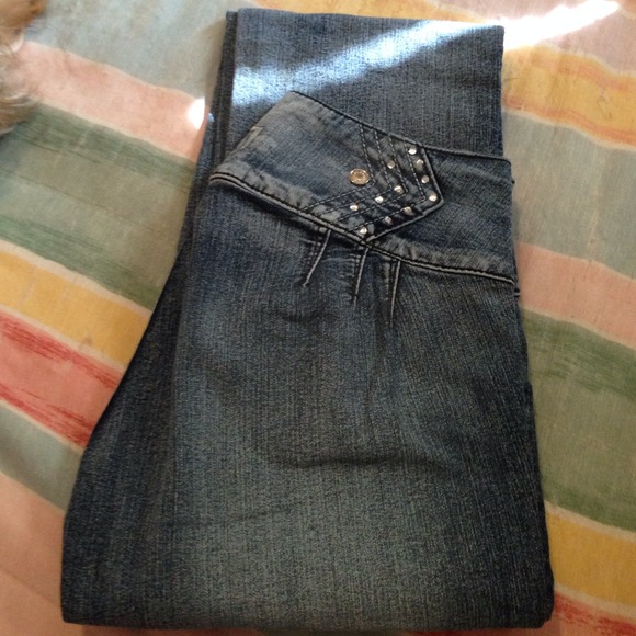 Colombian Jeans - Picture 3 of 3