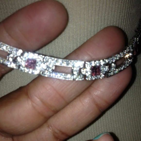 Necklace - Picture 2 of 5