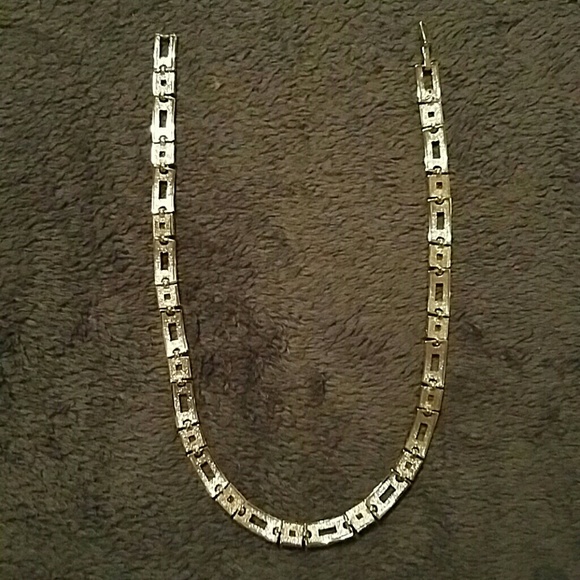 Necklace - Picture 3 of 5