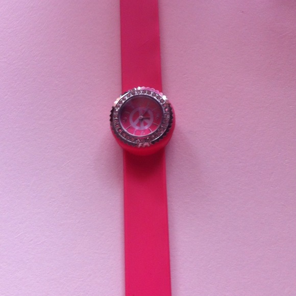 Snap-on watch - Picture 1 of 1