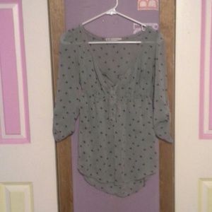 This is a kirra samll polyester shirt