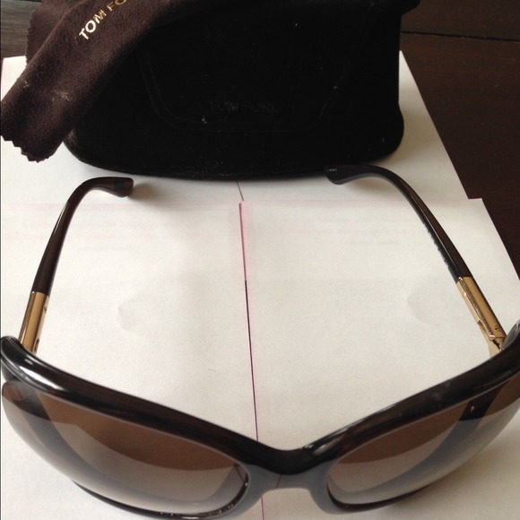 Tom ford sunglasses and case