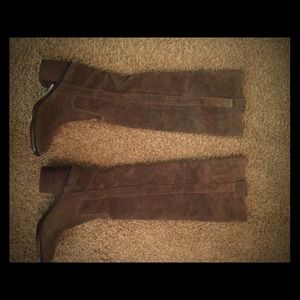 BCBG Boots. Size 9. Never been worn. Super Cute!