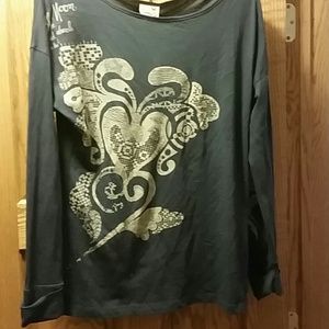 Handcrafted long sleeve tee in blue w gray bnwt xl