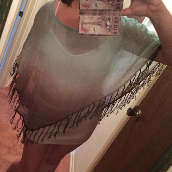 NYC DESIGN CO Crop - Picture 2 of 2