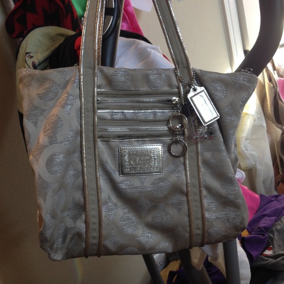 Authentic coach purse