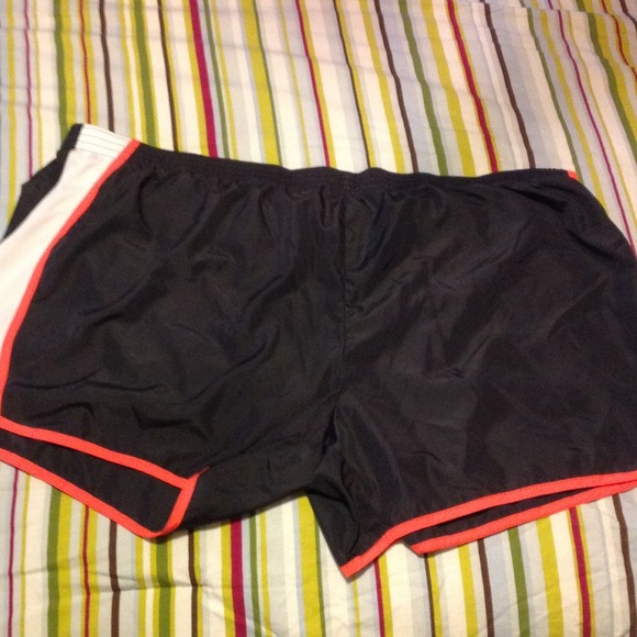 Running shorts