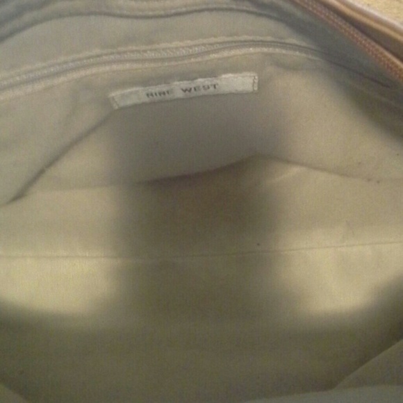 Purse - Picture 4 of 4