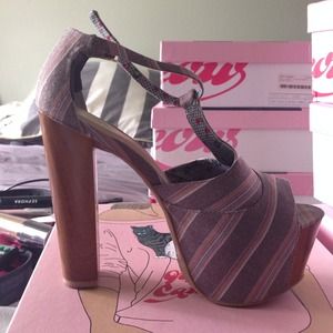 Jessica Simpson sandals