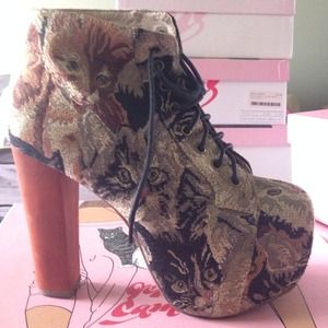 Jeffrey Campbell Litas. Rarely used. Just like new