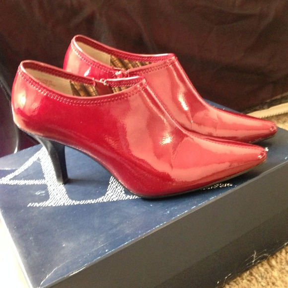 Ankle High Anne Klein booties