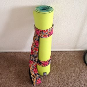 Prana yoga mat with strap