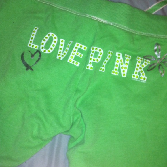 💓 Victoria Secret Pink 💓 green sweatpants 💋