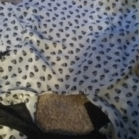 Hot topic open back top. Medium. - Picture 1 of 3