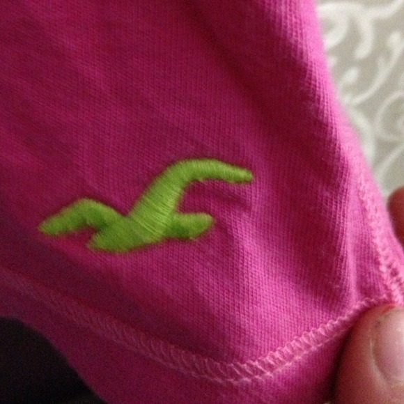 Hollister womens tshirt - Picture 2 of 2