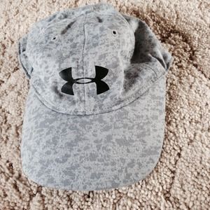 Womans under armour hat