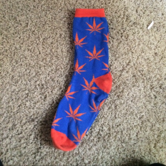 🚫sold🚫 Blue / Orange HUF Style Socks