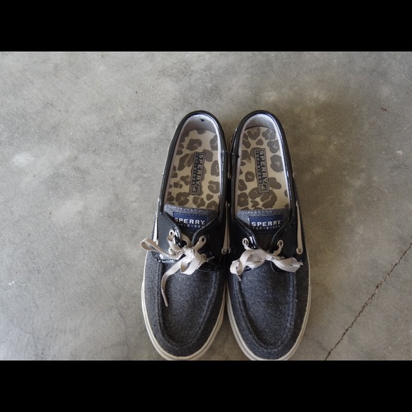 Sperry Top-Sider's Dressy Black with Grey Wool