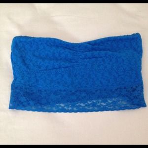 Lace crop top bandeau size M