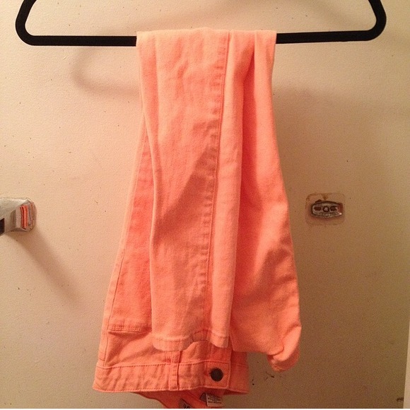 Pink high waisted jeans