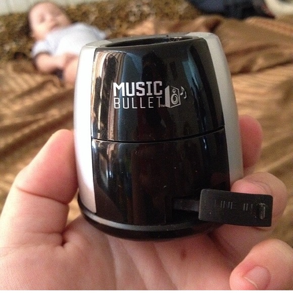 Music bullet speaker
