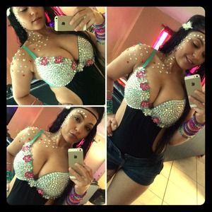 Rave bra.. Edm bra.. Edc bra.. SUPER BLING