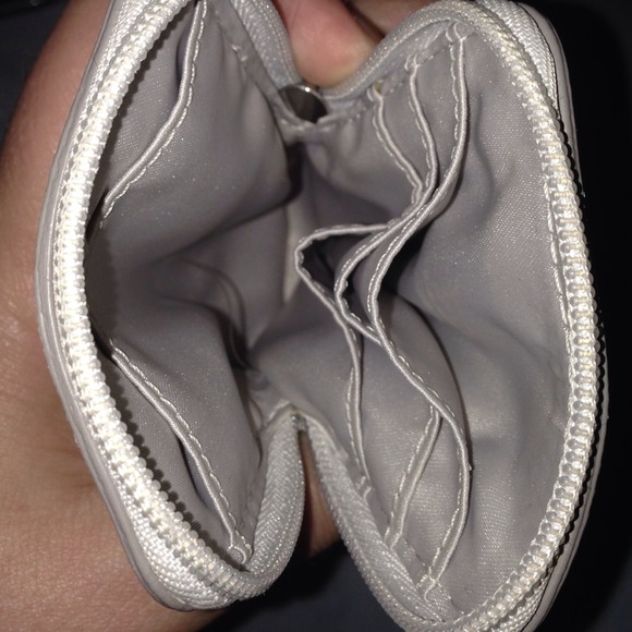 Authentic Coach wristlet - Picture 4 of 4