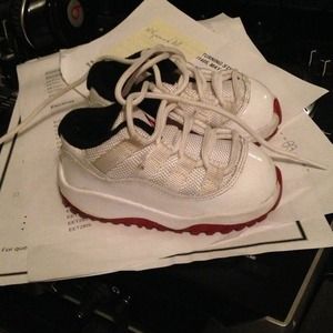 Retro lo 11s Jordan toddler shoes