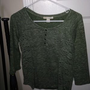 BNWOT! 3/4 Cleve green lace